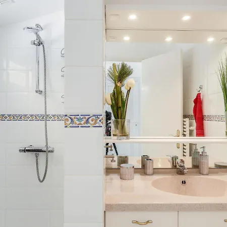 Les Toscanes By Interhome Semesterbostad *